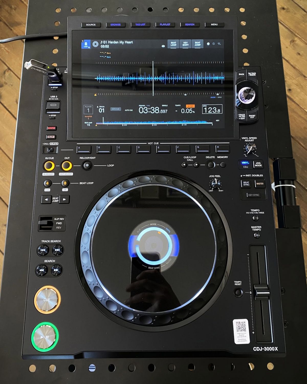 Pioneer CDJ-3000, Pioneer DJ DJM-A9, Pioneer CDJ-2000NXS2, Pioneer DJM-900NXS2, Pioneer DJ DJM-V10-LF , Pioneer DJ DJM-S11,  Denon DJ Prime 4+ ,