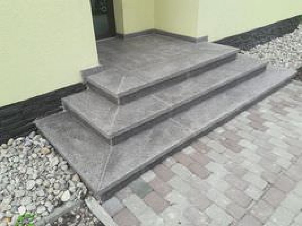 Granite tiles for stairs, terraces, retaining walls, facades and plinths