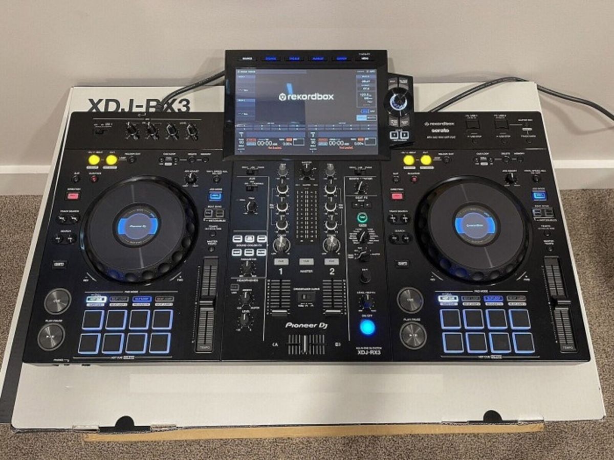 AlphaTheta CDJ-3000X, AlphaTheta Euphonia, Pioneer CDJ-3000, Pioneer DJ DJM-A9, Pioneer CDJ-2000NXS2, Pioneer DJM-900NXS2, Pioneer DJ DJM-V10 ,  Denon DJ Prime 4+ ,  AlphaTheta XDJ-AZ, AlphaTheta OMNIS-DUO, Pioneer DJ OPUS-QUAD, Pioneer  XDJ-RX3
