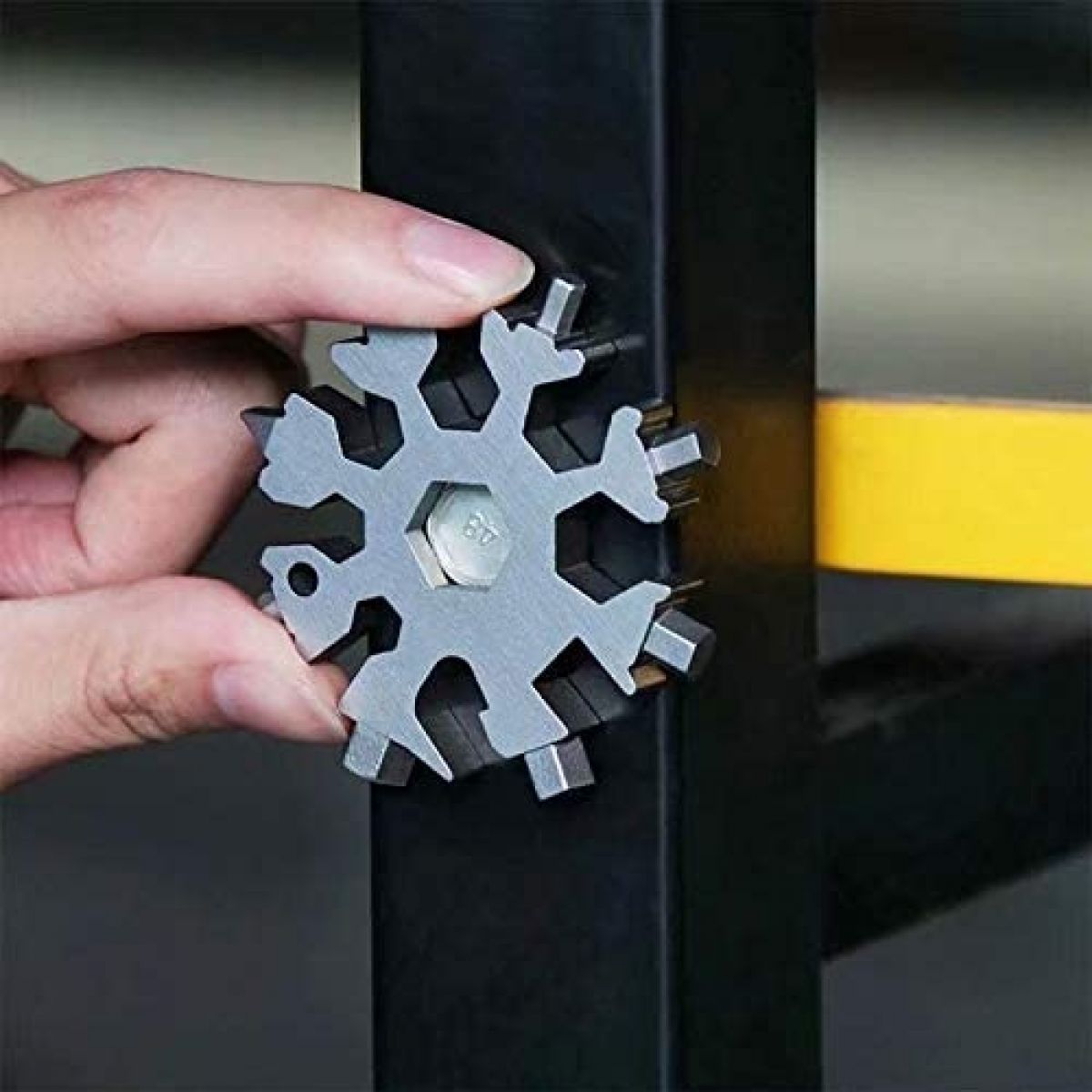 Multifunctional keychain "Snowflake" made of stainless steel