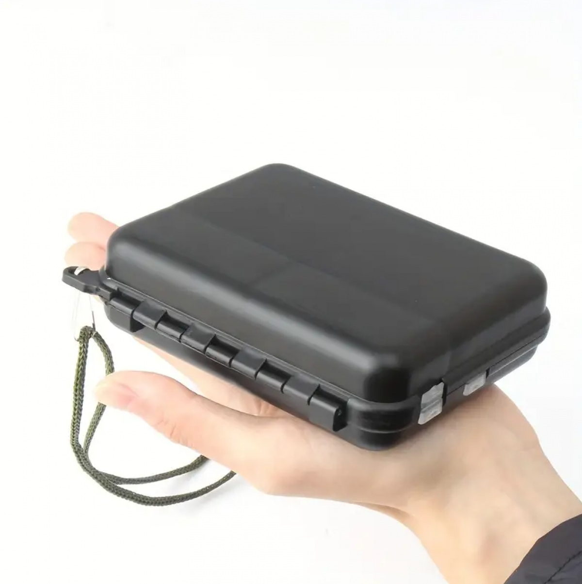 140 pcs. Fishing Accessories Set with Box