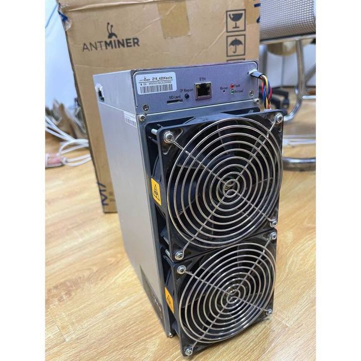Bitmain Antminer Z15 420 kSol/s