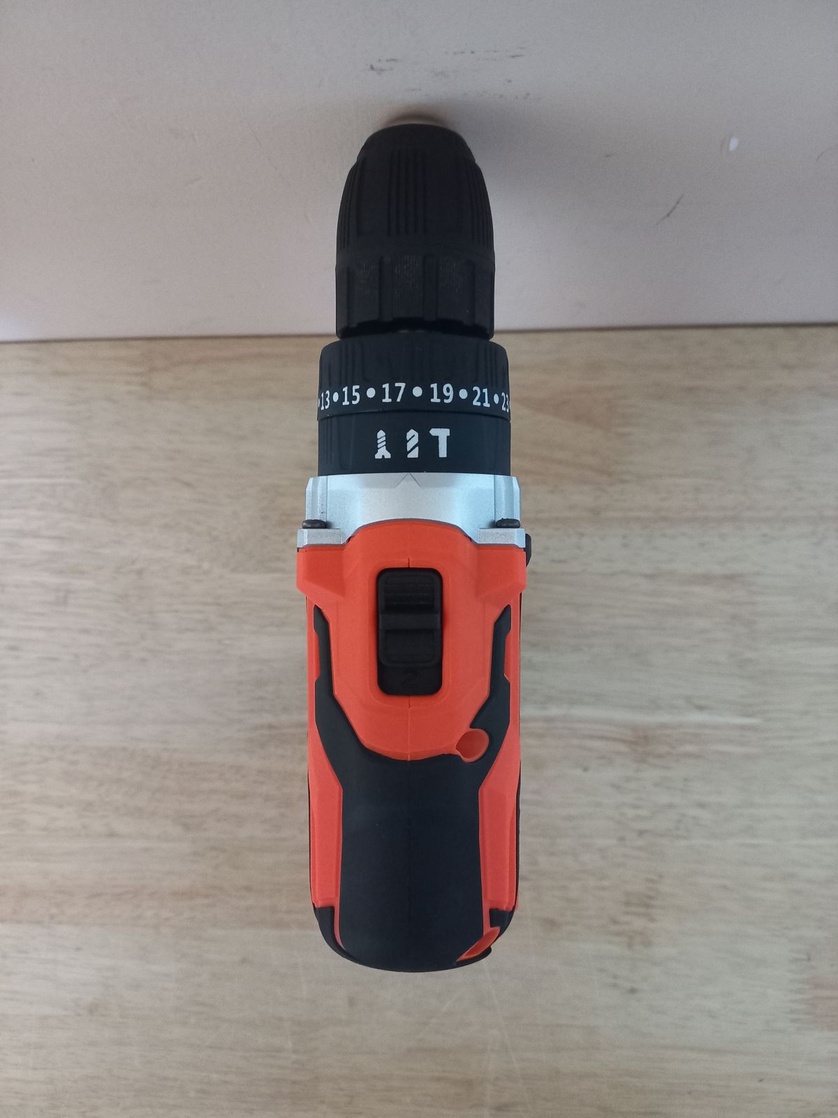 Cordless screwdriver – drill FAHEFANA 12 V (with 2 batteries 2.0 Ah)