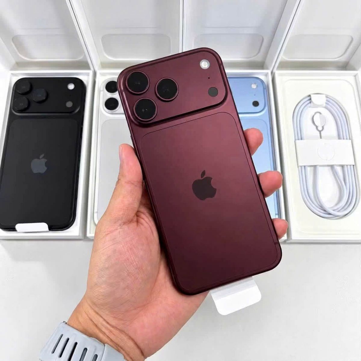 Original Apple iPhone 18 Pro Max, iPhone 18 Pro,  Apple iPhone Duo , iPhone 17 Pro Max, iPhone 17 Pro