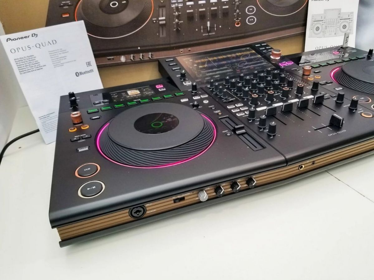 Продажа Pioneer DDJ RZX / Pioneer DDJ-FLX6-GT-W / Pioneer DDJ-FLX10 / Pioneer DDJ-1000SRT-W / Pioneer DJ OPUS-QUAD / Pioneer XDJ-RX3 / Pioneer XDJ XZ / AlphaTheta XDJ-AZ