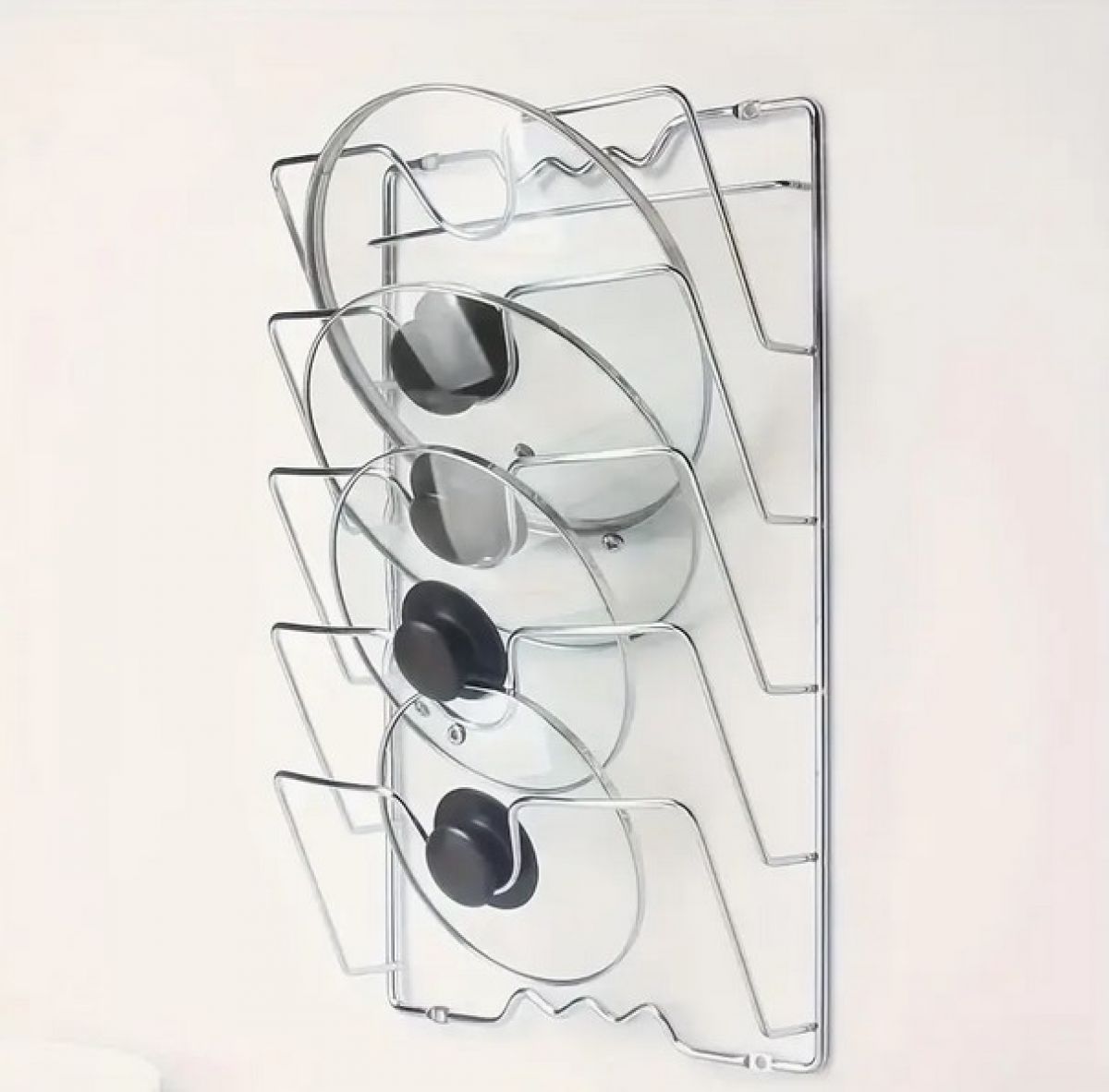 Kitchen hanging organizer for lids