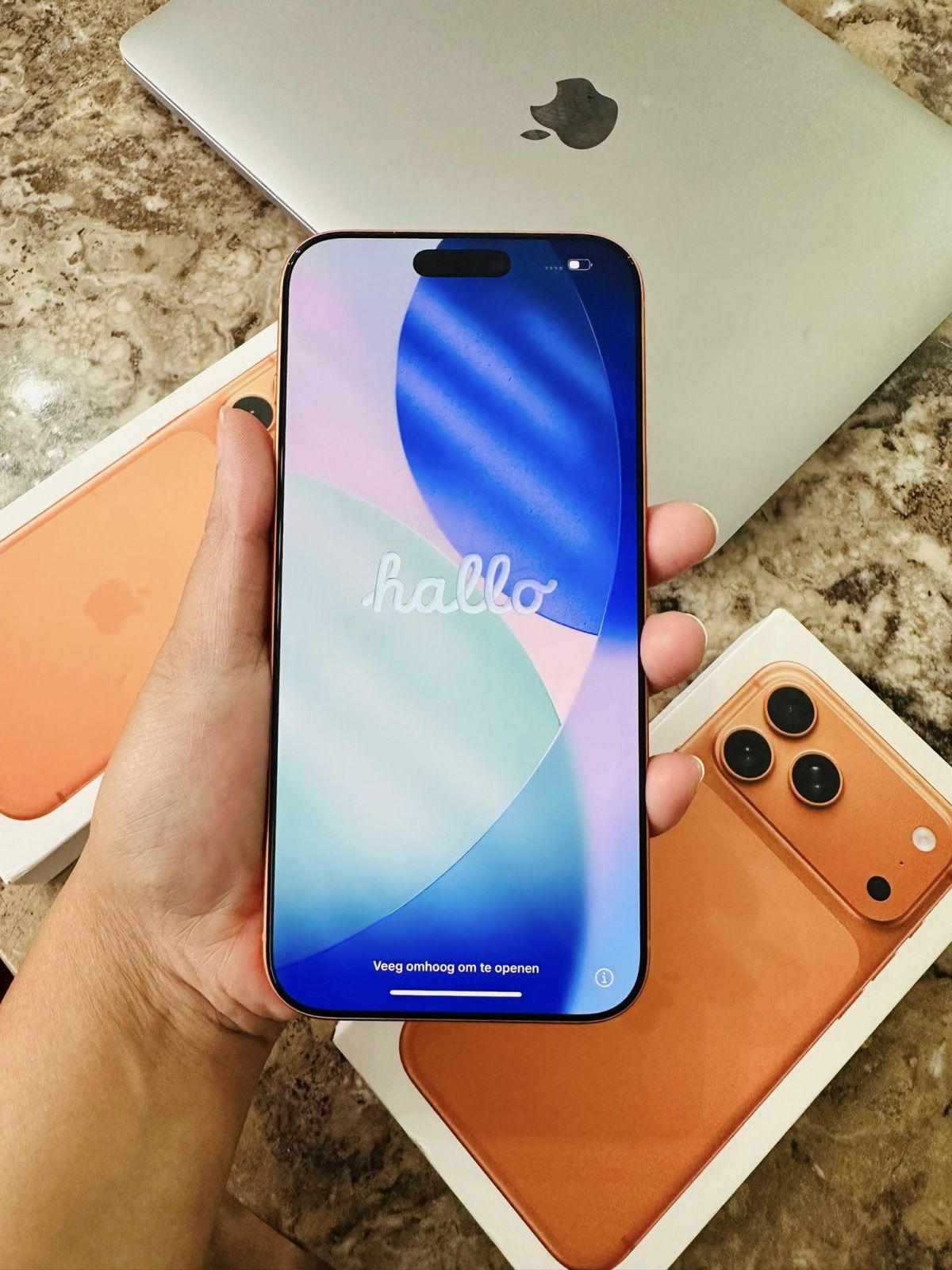 Original Apple iPhone 17 Pro Max, iPhone 17 Pro, iPhone 17, iPhone Air, iPhone 16 Pro Max, iPhone 16 Pro, iPhone 16, iPhone 16 Plus,  Samsung Galaxy S26 Ultra , Samsung Galaxy S26  , Samsung Galaxy S25 Ultra, Sony PlayStation PS5 Pro