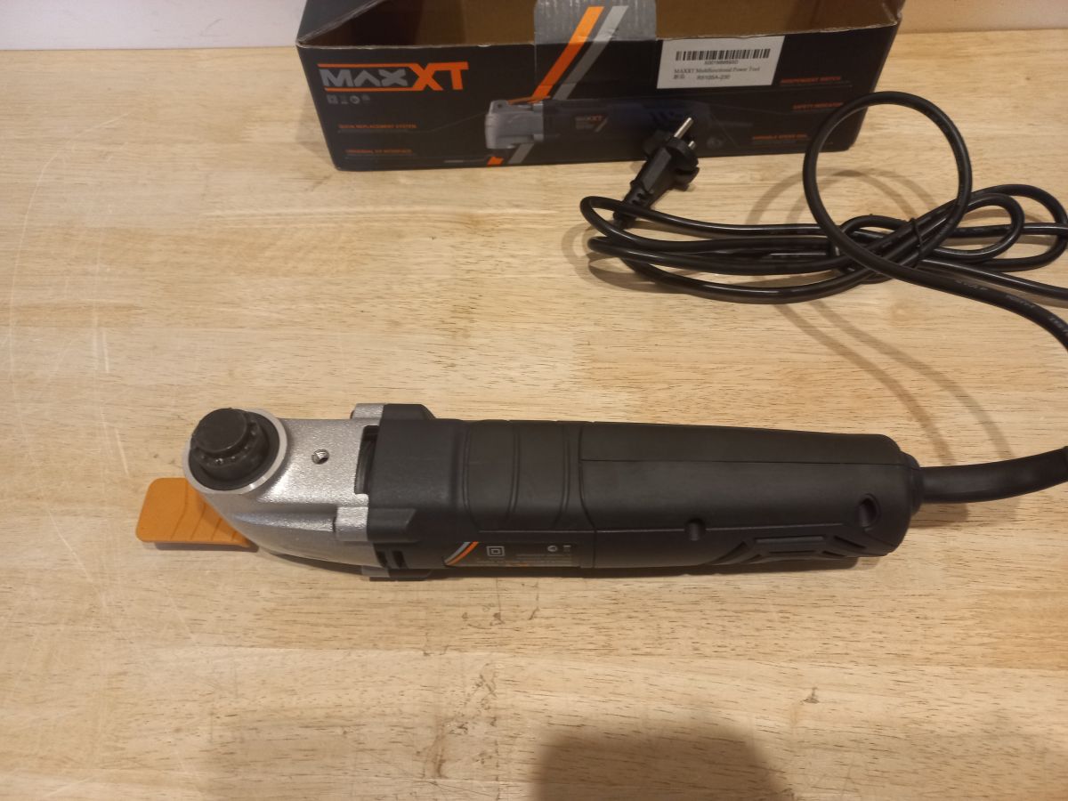 Multifunctional tool MAXXT 300 W