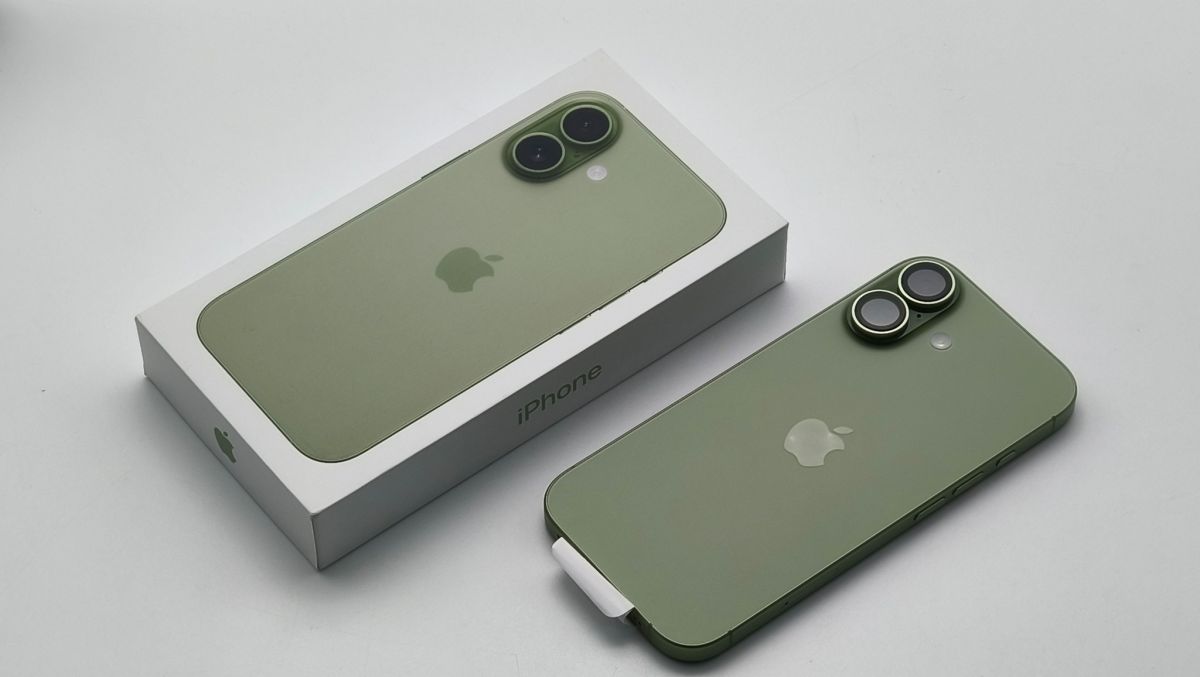 Apple iPhone 17 Pro Max, iPhone 17 Pro, iPhone 17 , iPhone Air , iPhone 16 Pro Max, iPhone 16 Pro, iPhone 16, iPhone 16 Plus, iPhone 15 Pro Max, iPhone 15 Pro