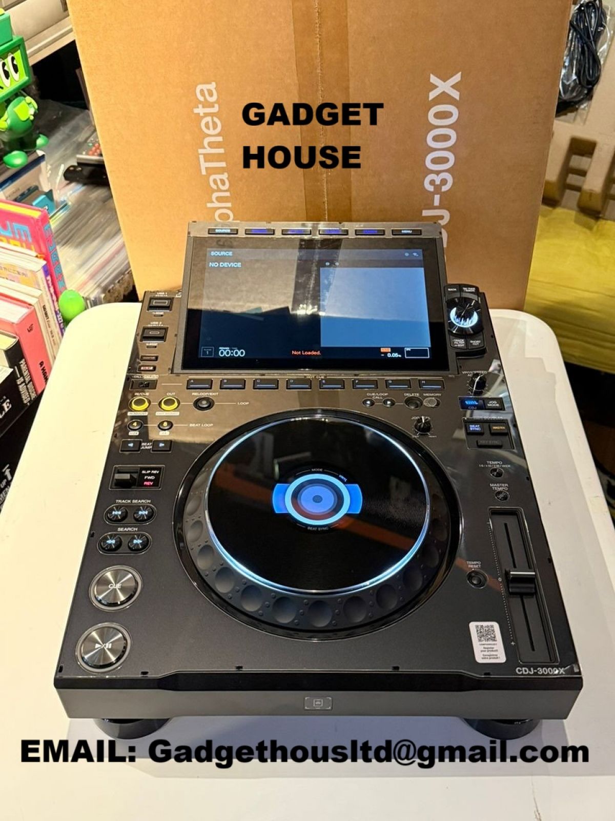 2x AlphaTheta CDJ-3000X,  AlphaTheta EUPHONIA, Pioneer CDJ-3000, Pioneer DJM-A9, Pioneer DJM-V10-LF, Pioneer DJM-S11, Pioneer DJM-V10,  Pioneer CDJ-2000NXS2 ,  Pioneer DJM-900NXS2 , Pioneer DJM-Tour1, Pioneer CDJ-Tour1