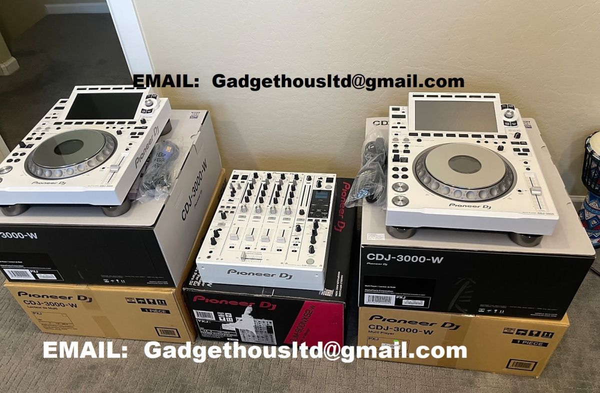 Pioneer CDJ-3000-W (2) + 1xDJM-900NXS2-W / 2x Pioneer Cdj-2000Nxs2W +1x Djm-900Nxs2W /2x Pioneer CDJ-Tour1 +1x Pioneer DJM-Tour1