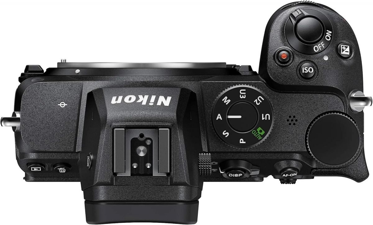 Selling : Nikon Z5 Mirrorless Digital Camera + Z 24-70mm f/4 S Lens