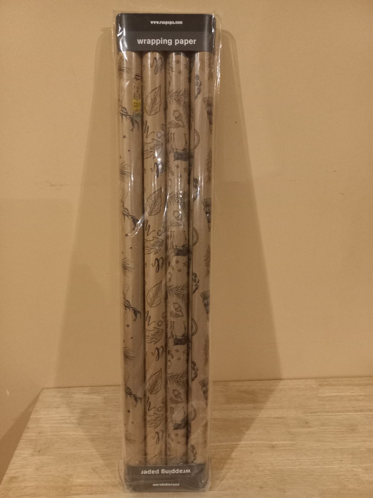 4 рулона упаковочной бумаги (76 x 305 см)