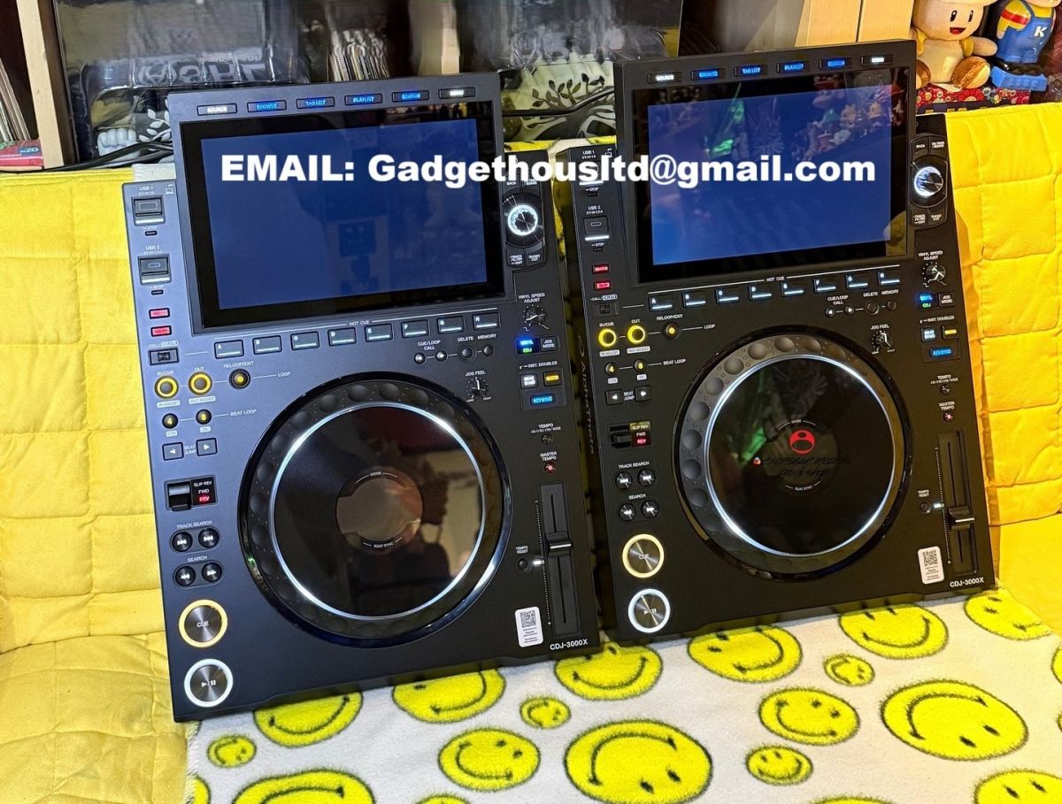 Pioneer CDJ-3000-W (2) + 1xDJM-900NXS2-W / 2x Pioneer Cdj-2000Nxs2W +1x Djm-900Nxs2W /2x Pioneer CDJ-Tour1 +1x Pioneer DJM-Tour1