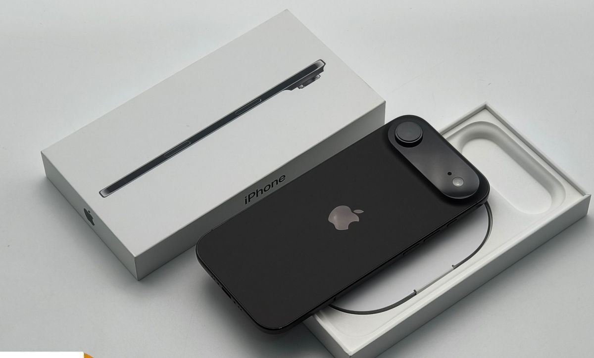 Original Apple iPhone 17 Pro Max, iPhone 17 Pro, iPhone 17, iPhone Air, iPhone 16 Pro Max, iPhone 16 Pro, iPhone 16, iPhone 16 Plus,  Samsung Galaxy S26 Ultra , Samsung Galaxy S26  , Samsung Galaxy S25 Ultra, Sony PlayStation PS5 Pro