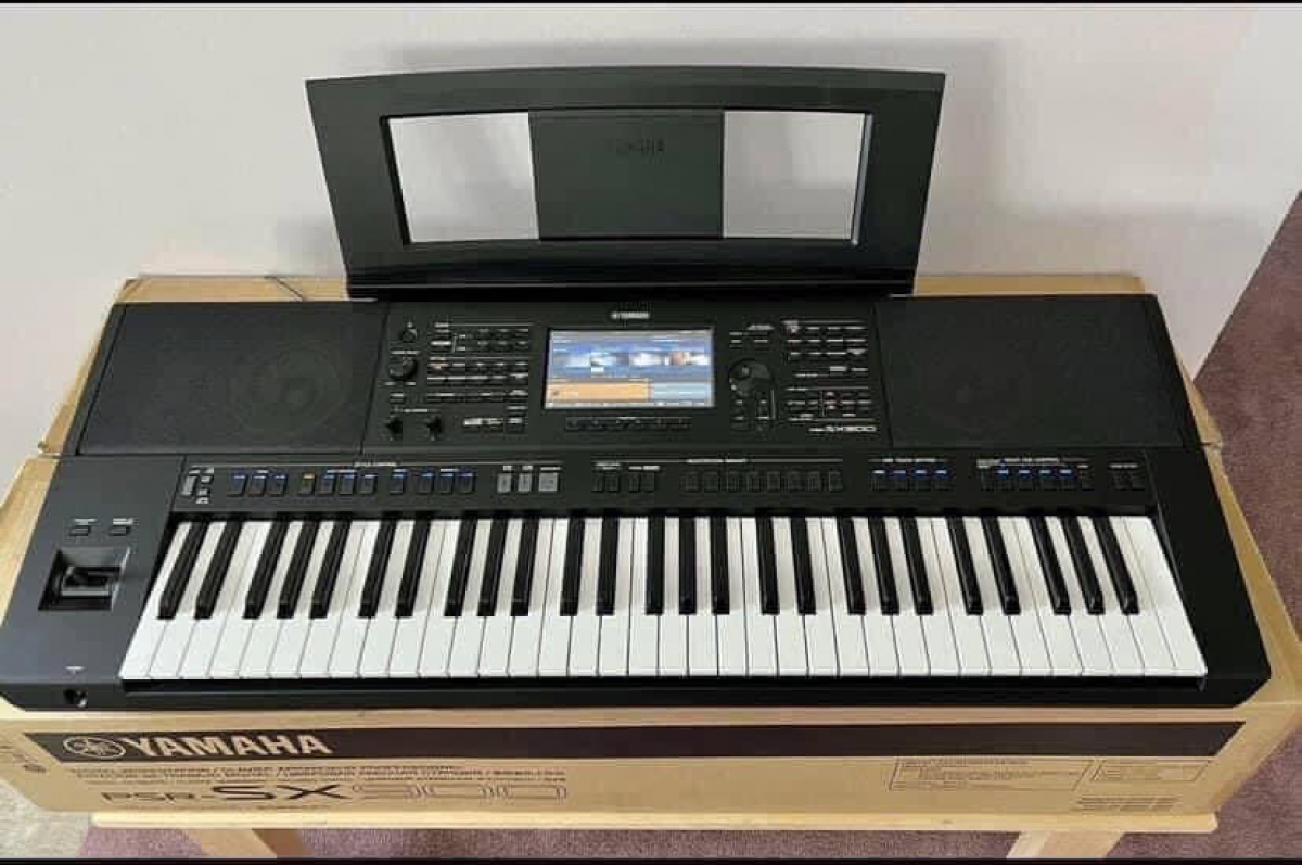 Новый Yamaha MONTAGE M8X, Yamaha Montage 8 88-klahvi, Yamaha MODX8+, Yamaha PSR-SX920/PSR-A5000, Yamaha Genos2 76-klahvi XXL, Yamaha GENOS, Tyros 5, Motif XF8