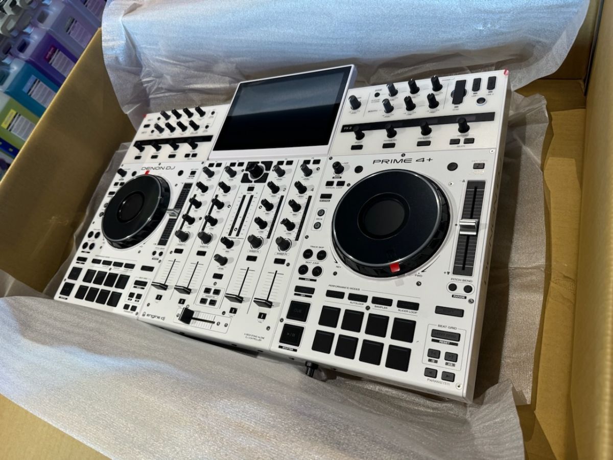 Uus AlphaTheta XDJ-AZ, AlphaTheta OMNIS-DUO, AlphaTheta DDJ-GRV6, Denon DJ Prime 4+W, Pioneer DJ OPUS-QUAD, Pioneer XDJ XZ, Pioneer XDJ-RX3, Pioneer DDJ RZX, Pioneer DDJ RZX, Pioneer DDJ-REV7