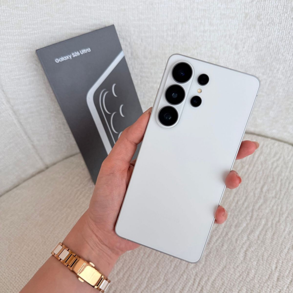 Samsung Galaxy S26 Ultra , Samsung Galaxy S26, Samsung Galaxy S26+ ,Samsung Galaxy S25 Ultra , Samsung  S25, Samsung Galaxy Z Fold7, Apple iPhone 17 Pro Max, iPhone 17 Pro, iPhone 17 , iPhone