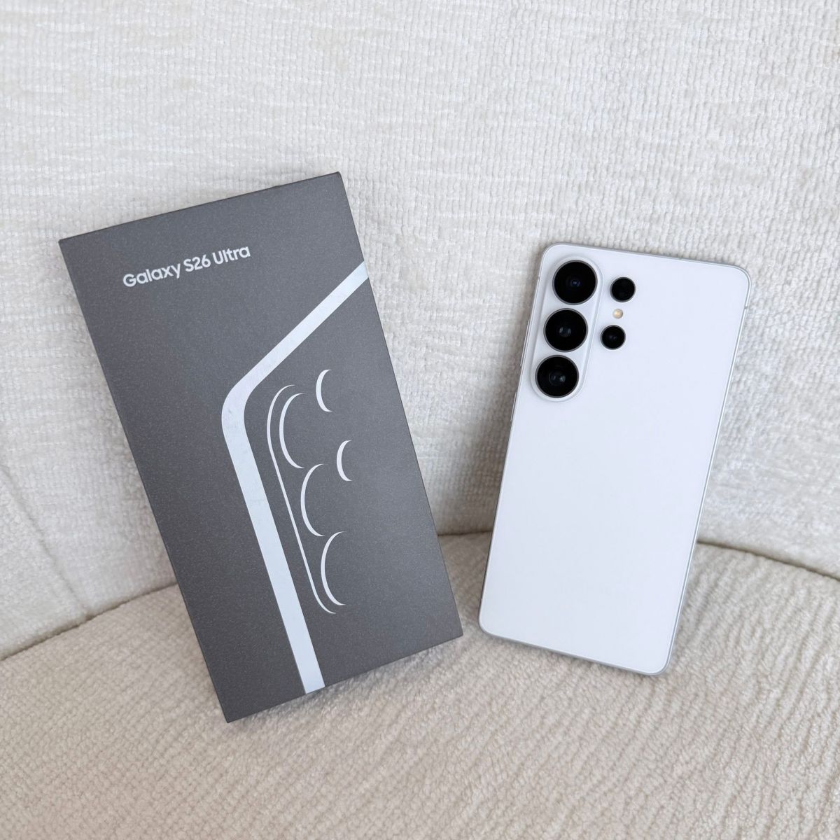 Samsung Galaxy S26 Ultra , Samsung Galaxy S26, Samsung Galaxy S26+ ,Samsung Galaxy S25 Ultra , Samsung  S25, Samsung Galaxy Z Fold7, Apple iPhone 17 Pro Max, iPhone 17 Pro, iPhone 17 , iPhone