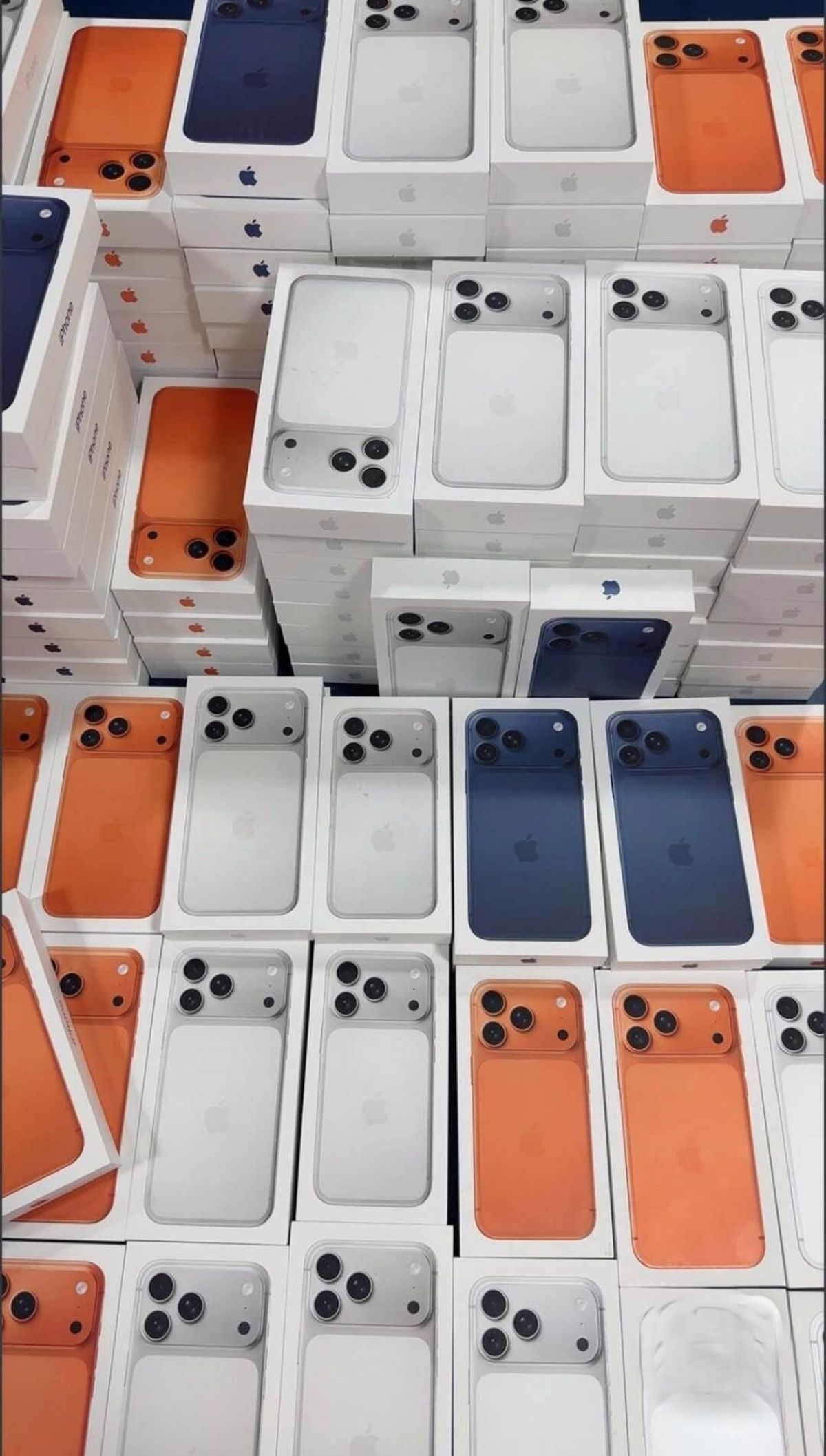 Original Apple iPhone 17 Pro Max, iPhone 17 Pro, iPhone 17, iPhone Air, iPhone 16 Pro Max, iPhone 16 Pro, iPhone 16, iPhone 16 Plus,  Samsung Galaxy S26 Ultra , Samsung Galaxy S26  , Samsung Galaxy S25 Ultra, Sony PlayStation PS5 Pro