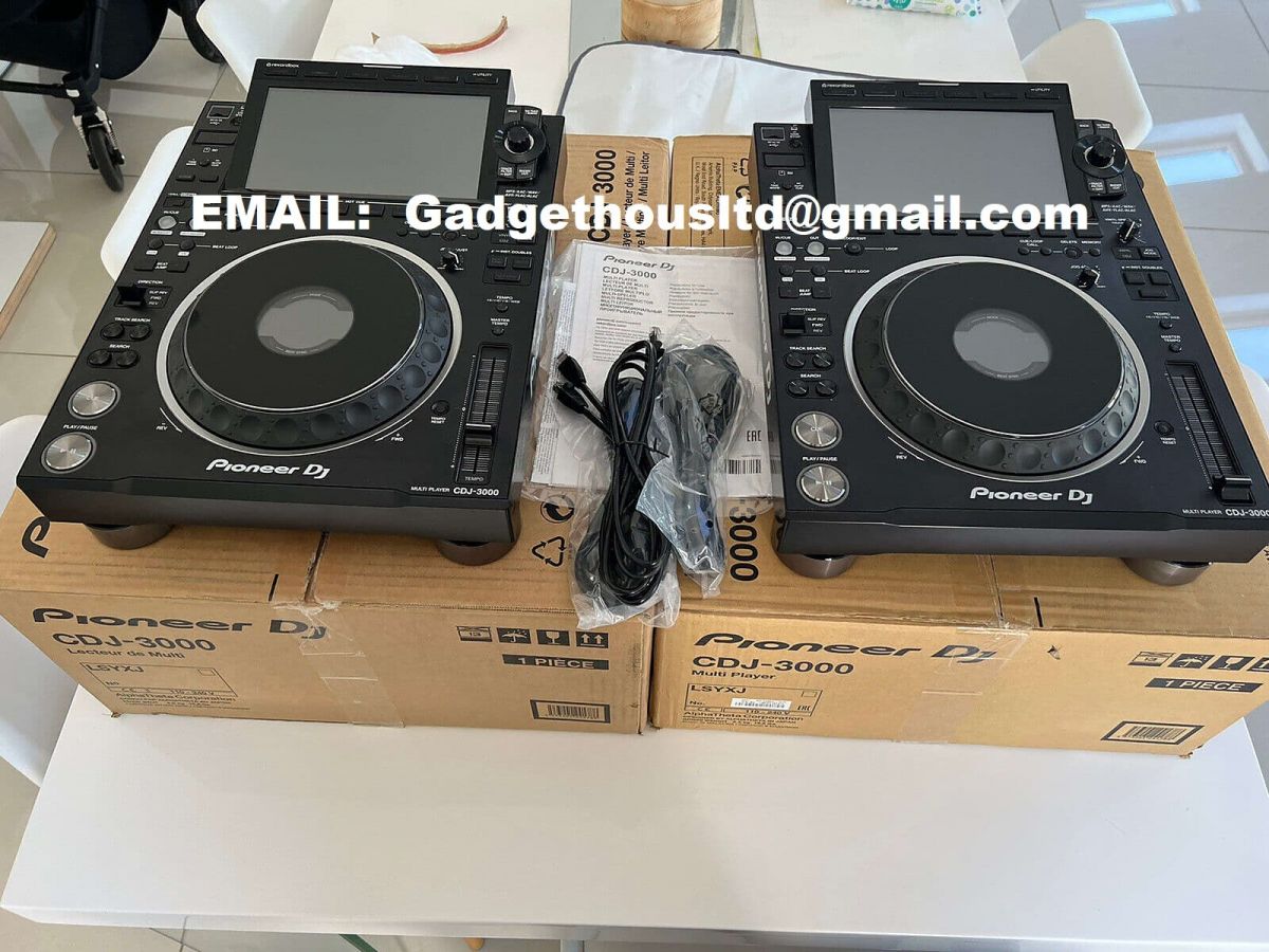 2x AlphaTheta CDJ-3000X,  AlphaTheta EUPHONIA, Pioneer CDJ-3000, Pioneer DJM-A9, Pioneer DJM-V10-LF, Pioneer DJM-S11, Pioneer DJM-V10,  Pioneer CDJ-2000NXS2 ,  Pioneer DJM-900NXS2 , Pioneer DJM-Tour1, Pioneer CDJ-Tour1