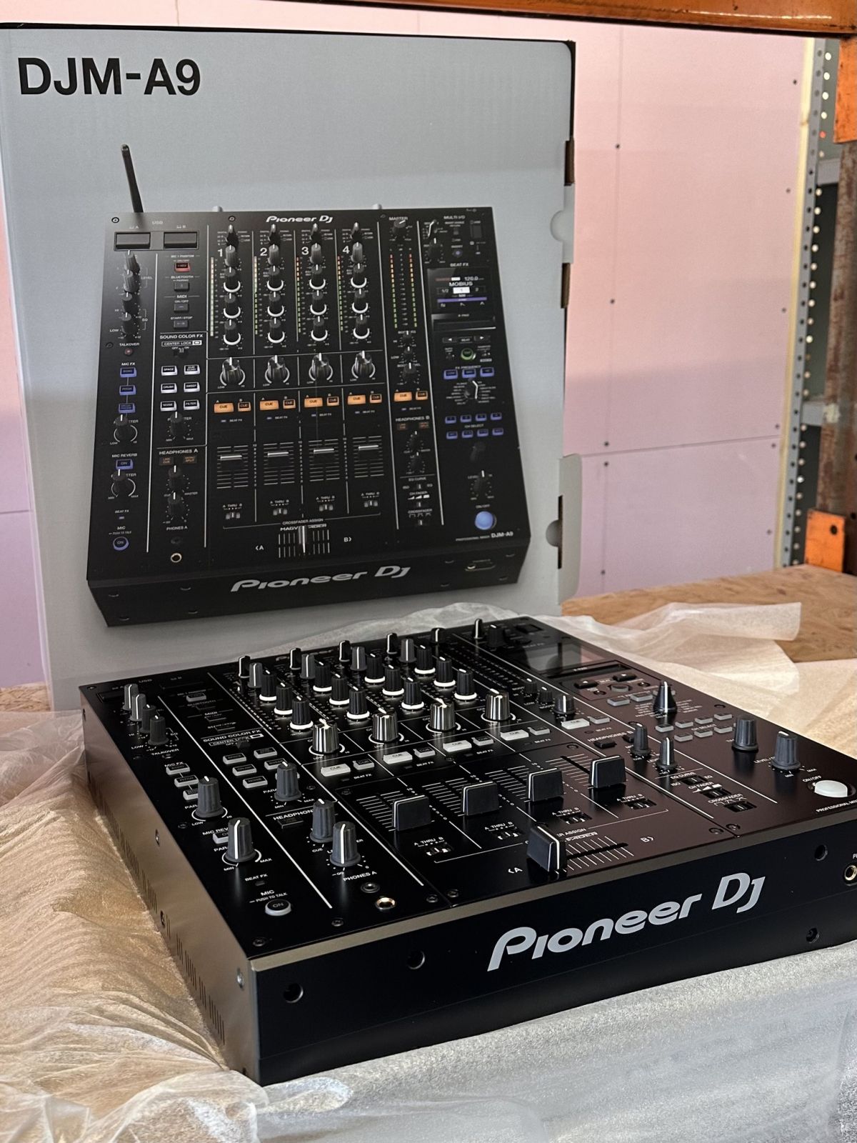 AlphaTheta CDJ-3000X, AlphaTheta Euphonia, Pioneer DJM-A9, Pioneer CDJ-3000,  Pioneer CDJ-2000NXS2, Pioneer DJM-900NXS2, Pioneer DJM-V10-LF , Pioneer DJM-S11, AlphaTheta XDJ-AZ , Pioneer OPUS