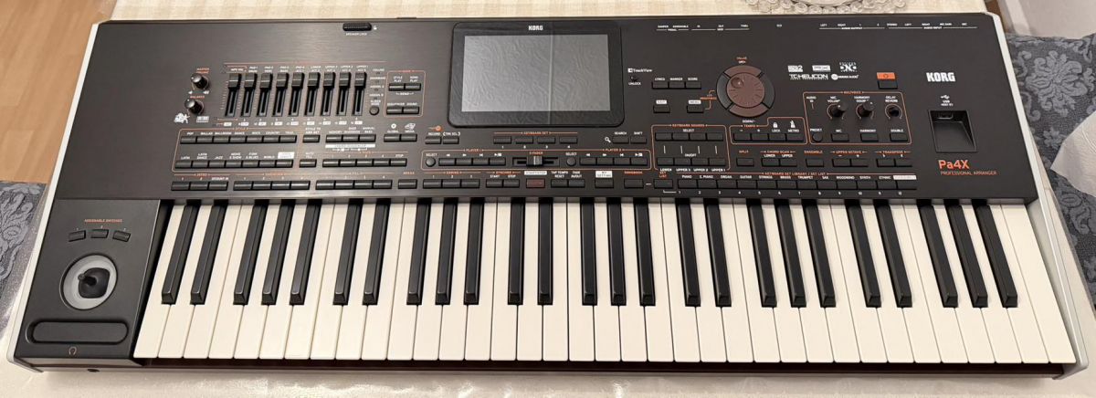 Yamaha Genos2 76-key,  Yamaha Tyros5 76-Key , Yamaha MODX8+ , Yamaha PSR-A5000 , Yamaha PSR-SX920, Yamaha PSR-SX900,   Korg Pa5X, Korg Pa4X, Korg Pa4X MG2 Edition , Korg NAUTILUS , Korg Pa100