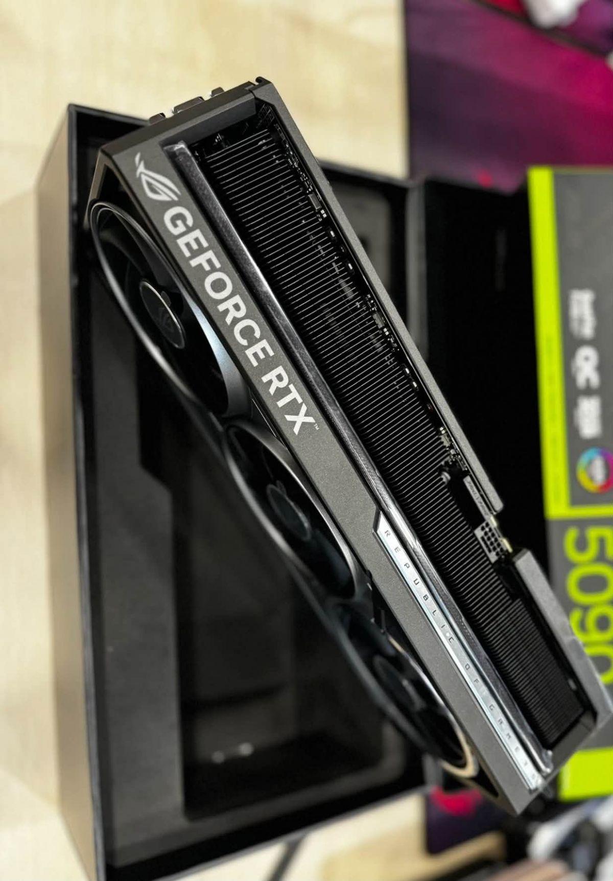 Новый, оригинальный GeForce Rtx 5090, Rtx 5080, Rtx 5070 Ti, Rtx 5070, Rtx 4090, Rtx 4080 Super, Rtx 4080, Rtx 4070 Ti Super, Rtx 4070 Ti,  Rtx 4070 Super
