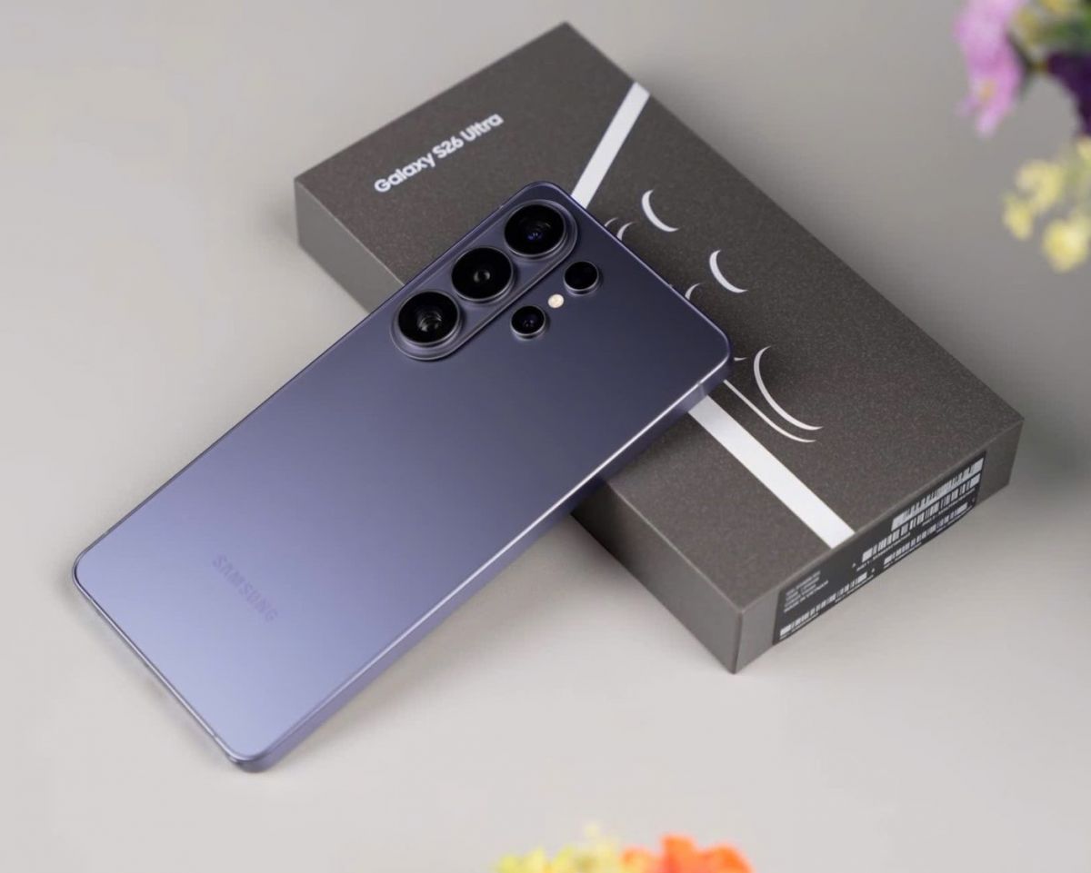 Samsung Galaxy S26 Ultra , Samsung Galaxy S26, Samsung Galaxy S26+ ,Samsung Galaxy S25 Ultra , Samsung  S25, Samsung Galaxy Z Fold7, Apple iPhone 17 Pro Max, iPhone 17 Pro, iPhone 17 , iPhone